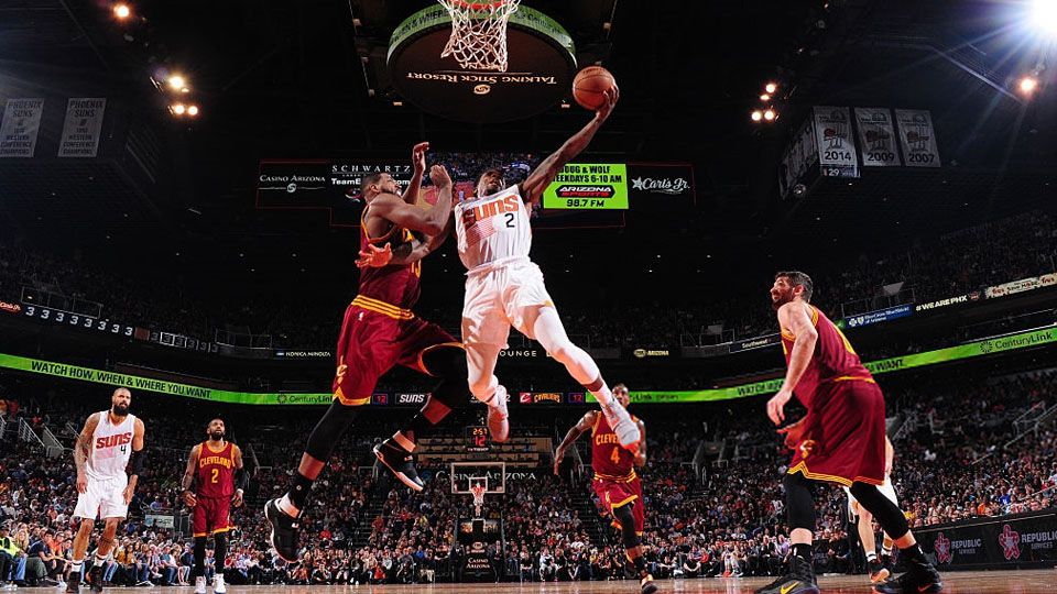 Cleveland Cavaliers mengalahkan Phoenix Suns dengan skor 120-116. Copyright: &copy; Barry Gossage/NBAE via Getty Images